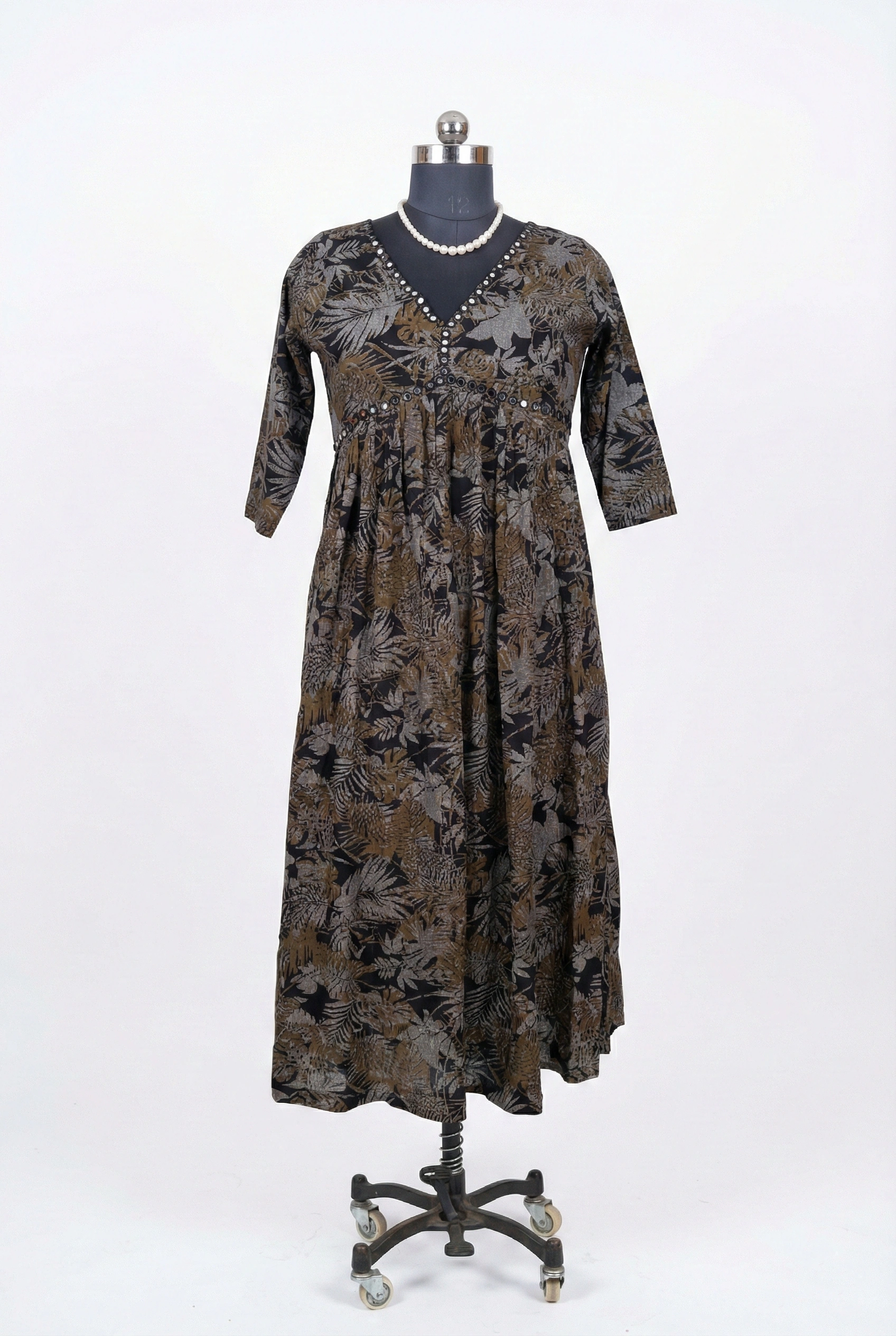 Wrinkle Rayon Alia Cut Printed Top